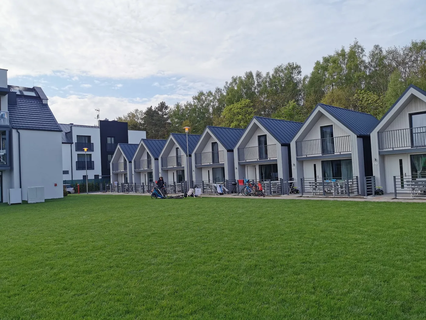 Instalacje elektryczne w nadmorskim resorcie – realizacja EXEVER