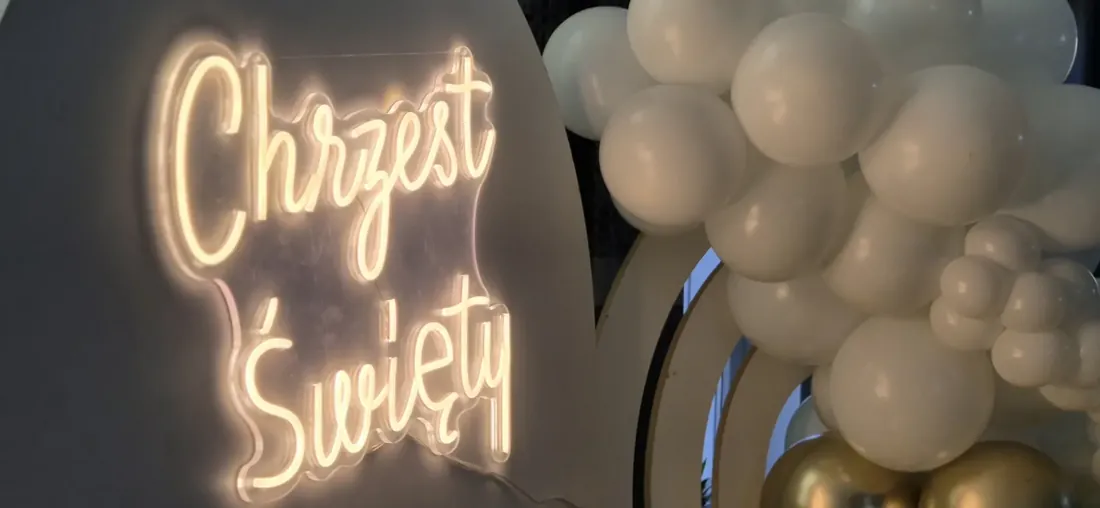 Balony i neon „Chrzest Święty”