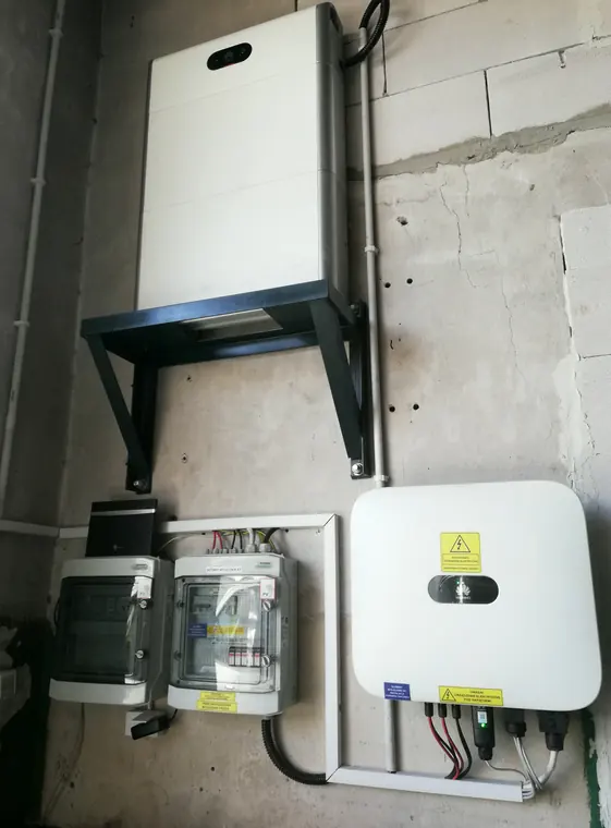 Magazyn energii zamontowany przy falowniku