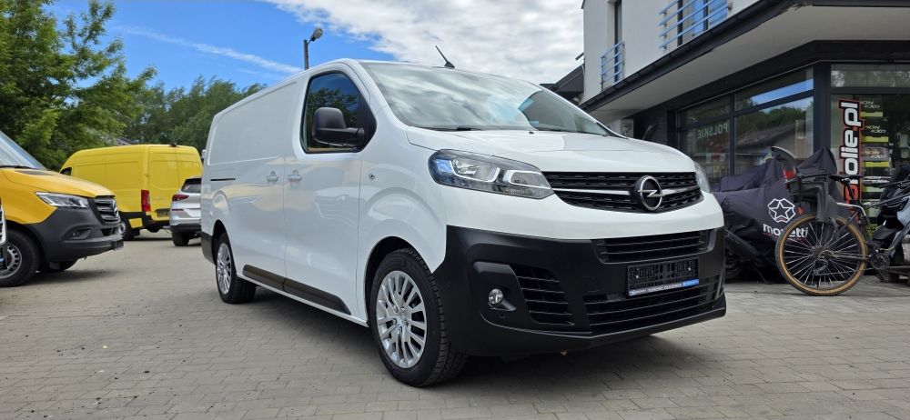 Opel Vivaro 2.0 D 122 KM L3H1, zdjęcie 2