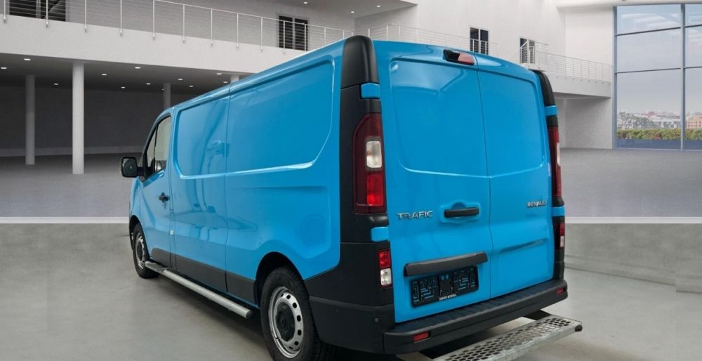 Renault Trafic L2H1 2.0 dCi 150 KM, 6 osób, zdjęcie 3