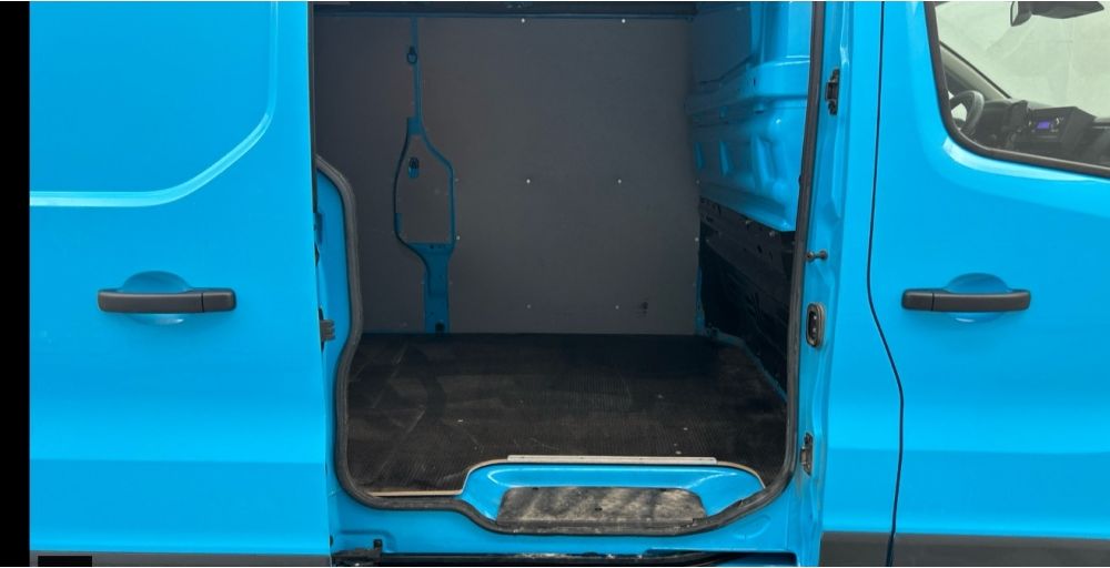 Renault Trafic L2H1 2.0 dCi 150 KM, 6 osób, zdjęcie 9